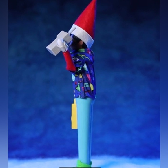 NWT MagiFreezRetro Rad ‘80s Gear scout elf elf on shelf - Picture 3 of 10